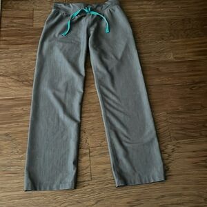 Figs Livingston Basic Scrub Pants in Graphite Size XS